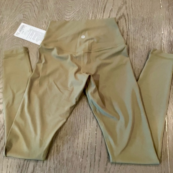 Lululemon Align HR Pant (NWT) - Picture 6 of 6